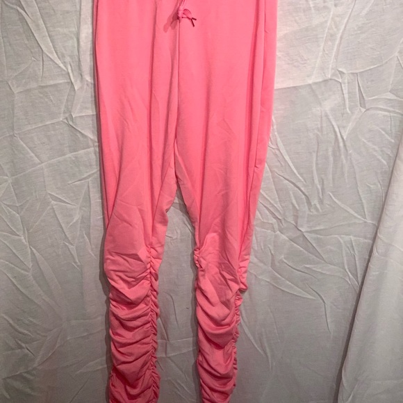 Pink Petal Stacked Pants 🌸 - Picture 2 of 5